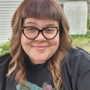 Meet your Posher, Maddie